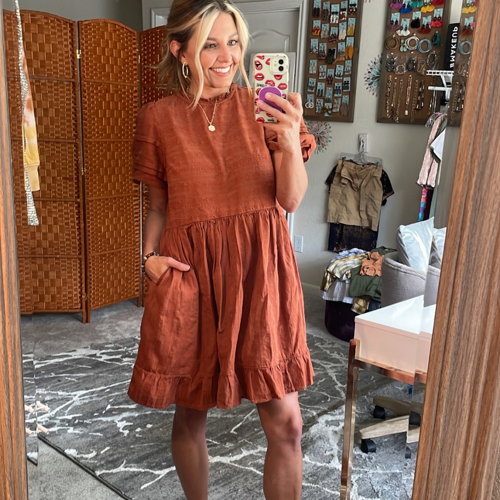 Universal Thread Puffed Sleeved Oversized Dress (burnt orange)